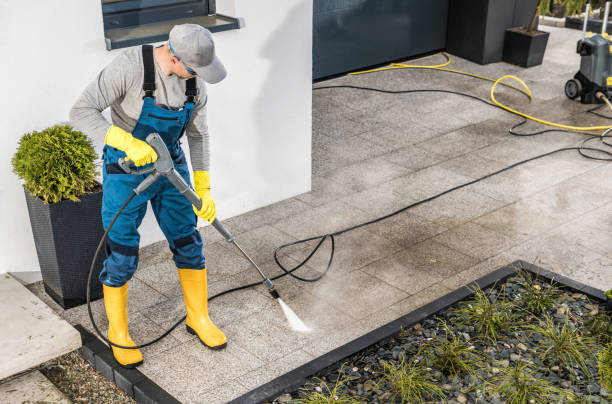 Best Garage Pressure Washing  in Kennedy, CA